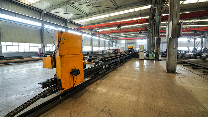 數(shù)控角鋼鉆